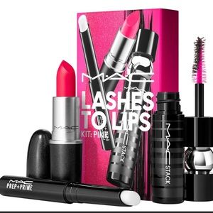 NIB MAC Cosmetics Lashes To Lips Kit Pink